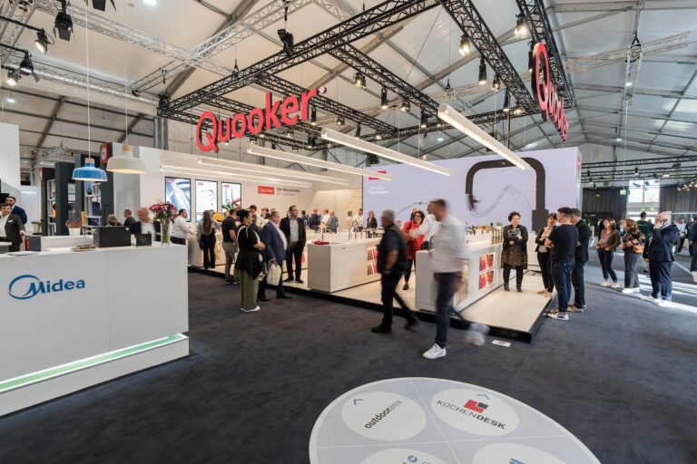 Area 30 Copyright area30/saschabarte