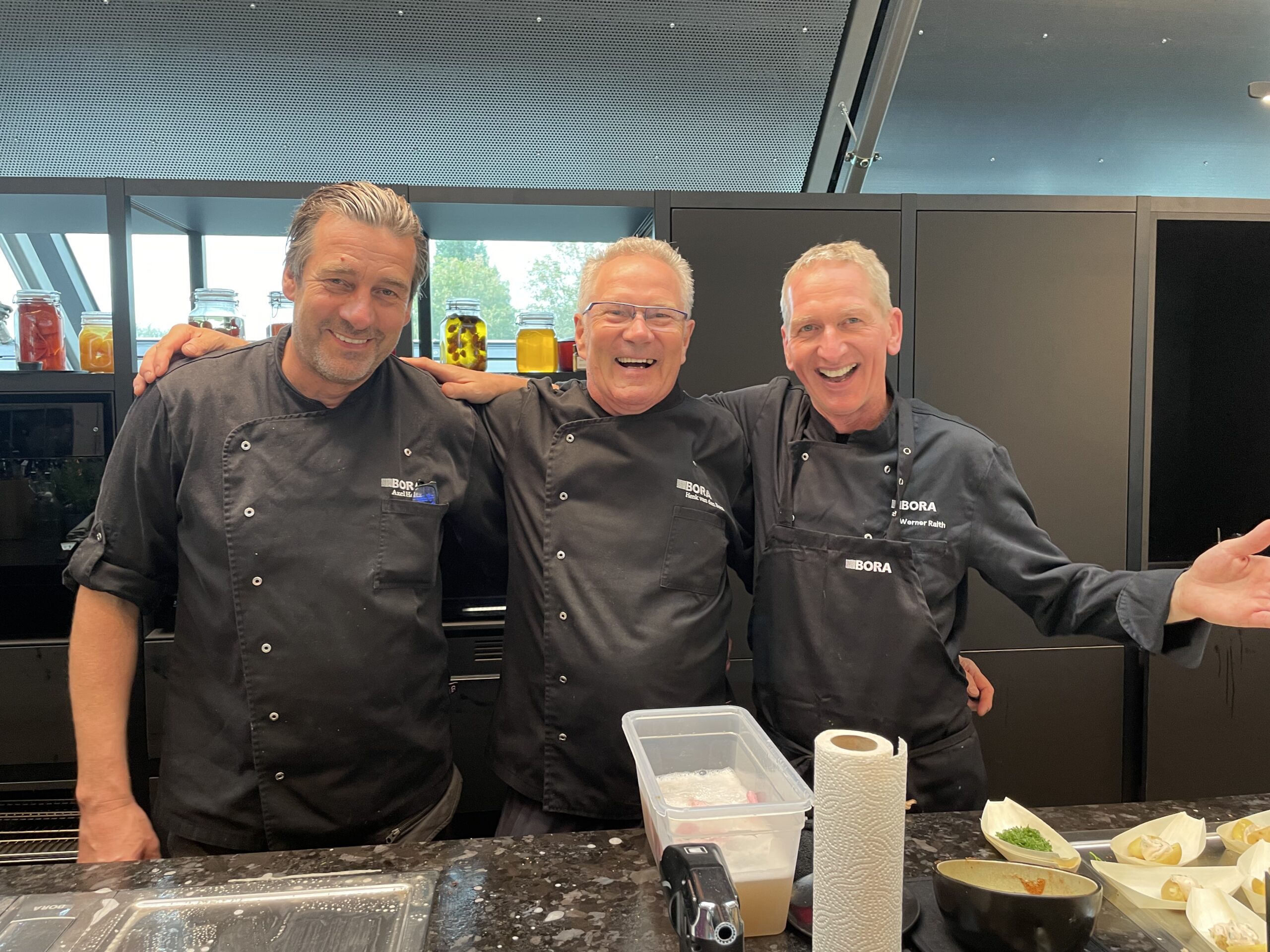 Gute Laune bei Bora, Starkes Team