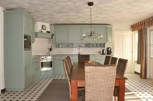 Moderne Designküche in Venray von Küchen Rennings